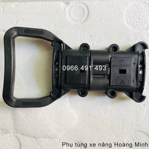 Đầu găm bình ắc quy 150V- 80A