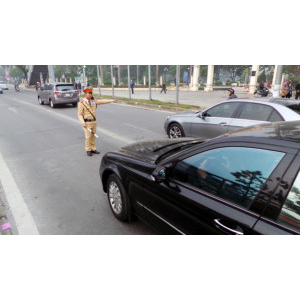 Chủ xe ôtô thế chấp ngân hàng sẽ không bị CSGT phạt lỗi thiếu giấy tờ bản gốc
