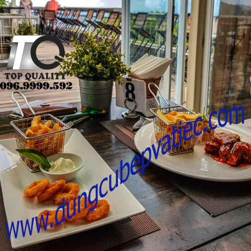 Giỏ đựng khoai tây để bàn