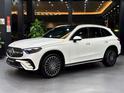 GLC 300 4MATIC 2026 – Lăn bánh trọn gói từ 2 Tỷ 5xx, sẵn sàng cho những hành trình khác biệt