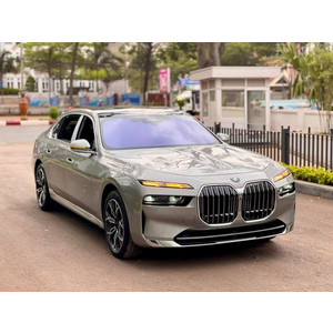 BMW 735i Pure Excellence