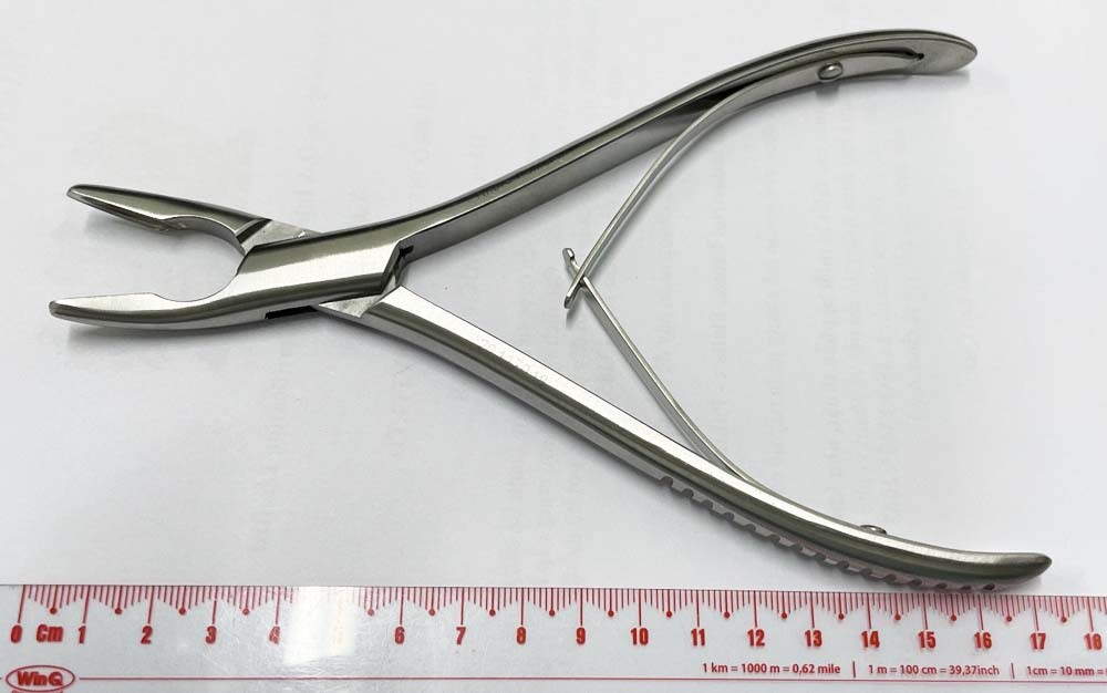 Gu gặm xương phẫu thuật Hartmann 18.5 cm Hilbro 28.1170.18