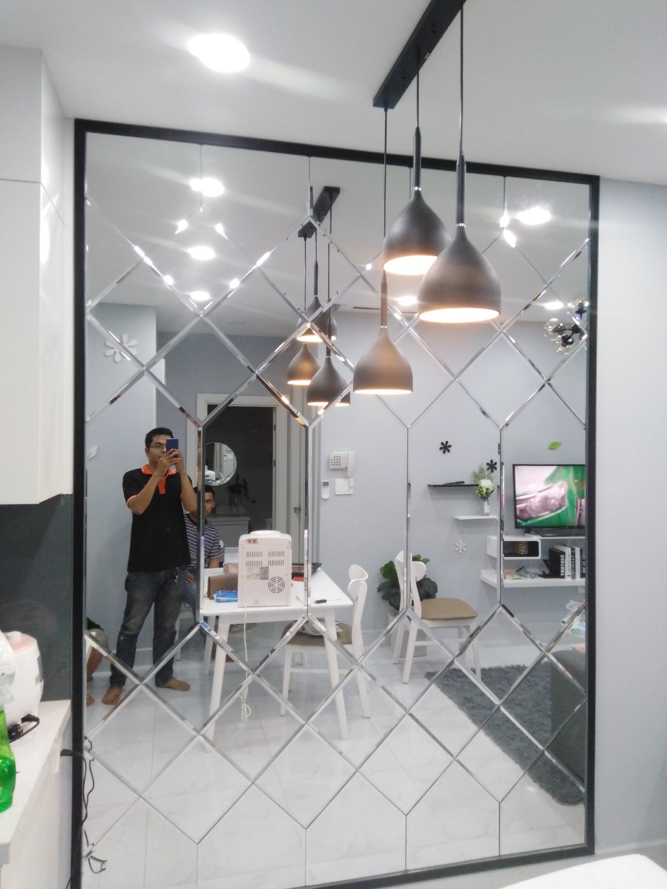 ❤️ GƯƠNG DÁN TƯỜNG TRANG TRÍ – GIẢI PHÁP TỐI ƯU KHÔNG GIAN TỪ CITYBUILDING