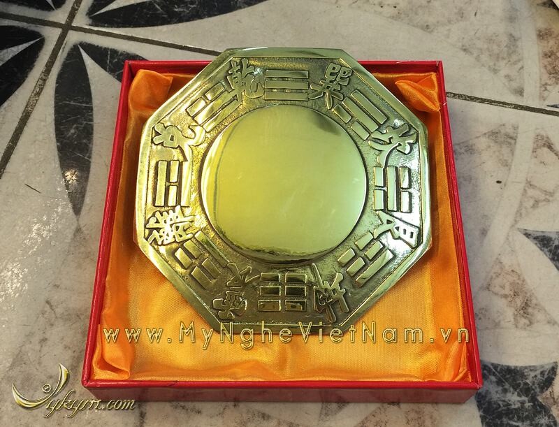 Gương đồng bát quái phong thủy đk 12cm treo cửa nhà