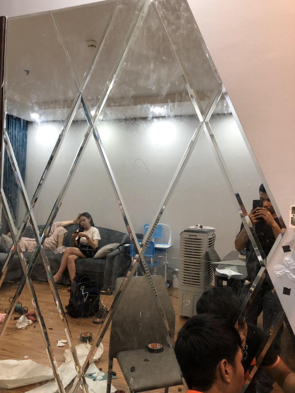 kính thủy trang trí, kính thủy trang trí