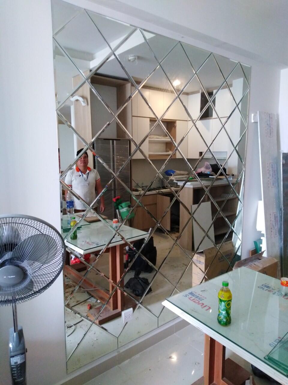 kính thủy trang trí, kính thủy trang trí