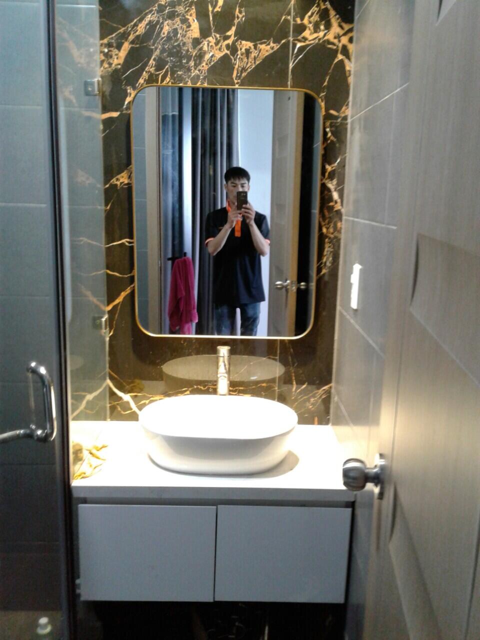 Gương nhà tắm