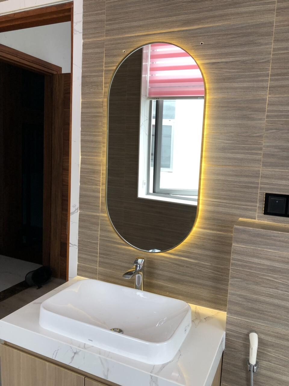Gương phòng tắm