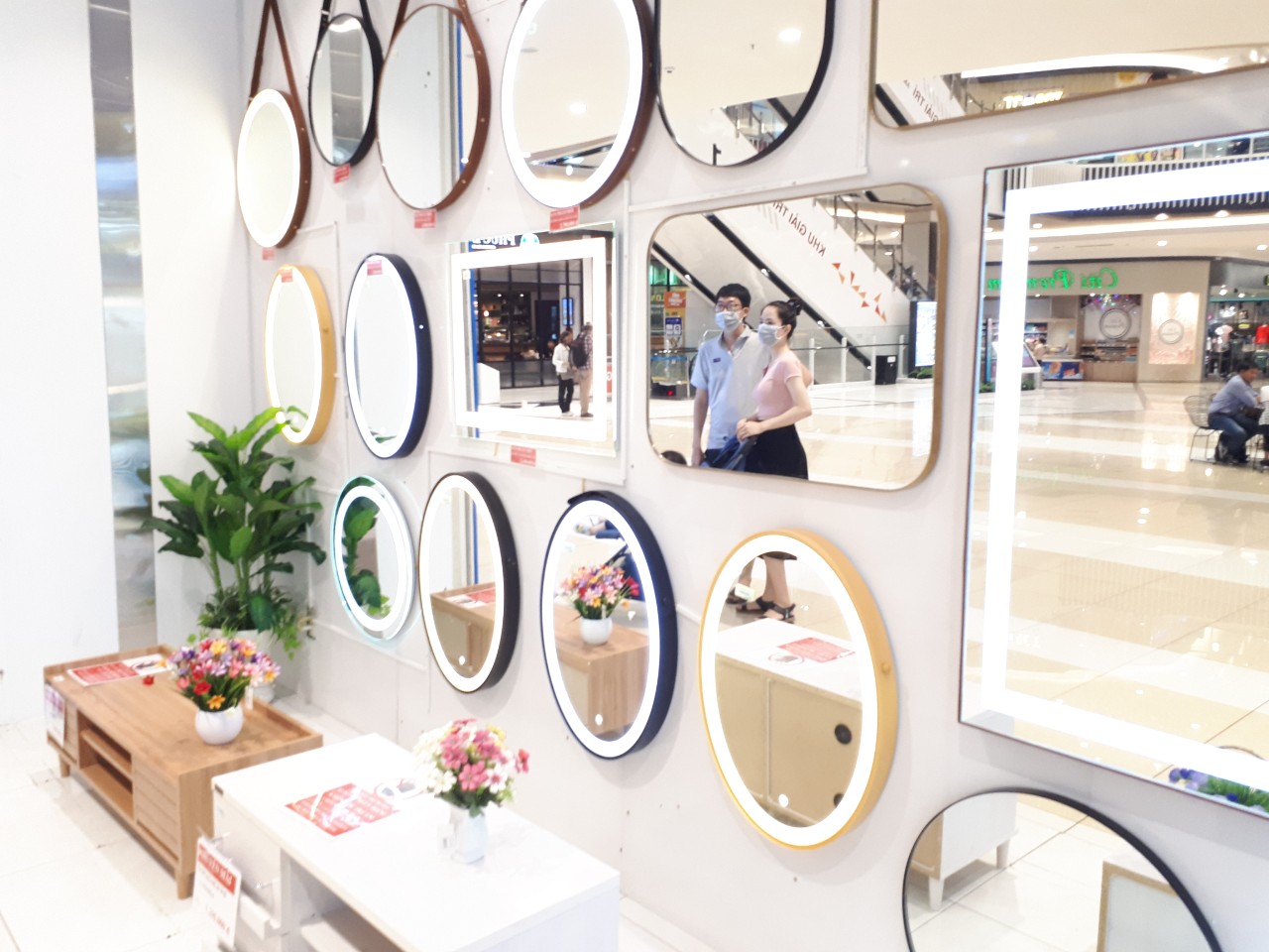 Gương LED Nhà Tắm