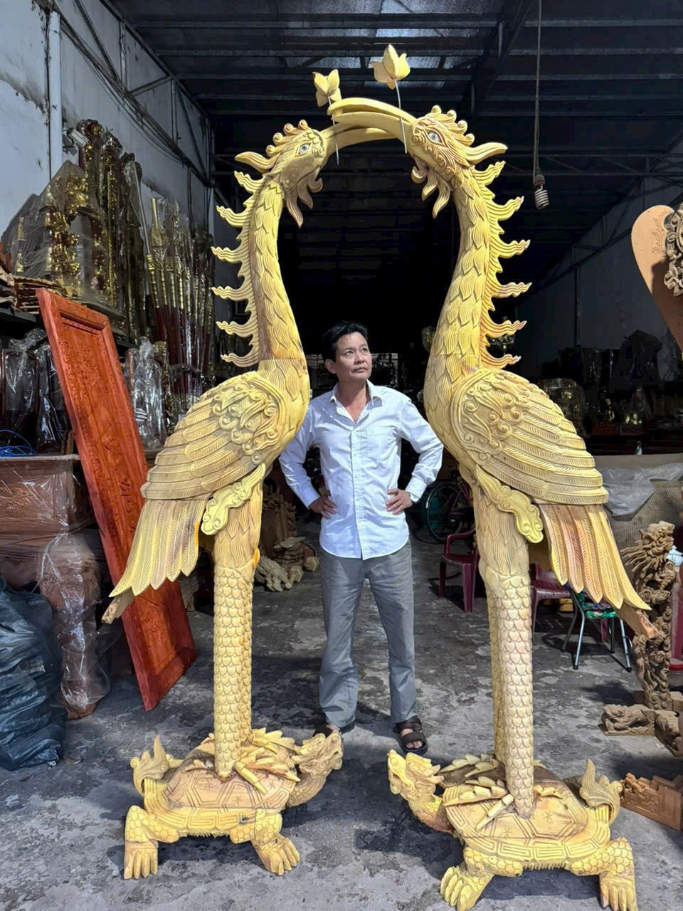HẠC THỜ ( Gỗ Mít Ta)