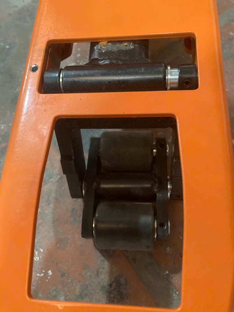 xe-nang-tay-thap-1000kg-xe-nang-hoang-minh