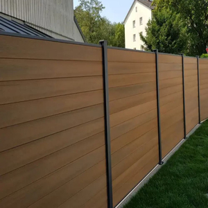 Hàng rào gỗ nhựa kiểu lắp ghép sang trọng HR02