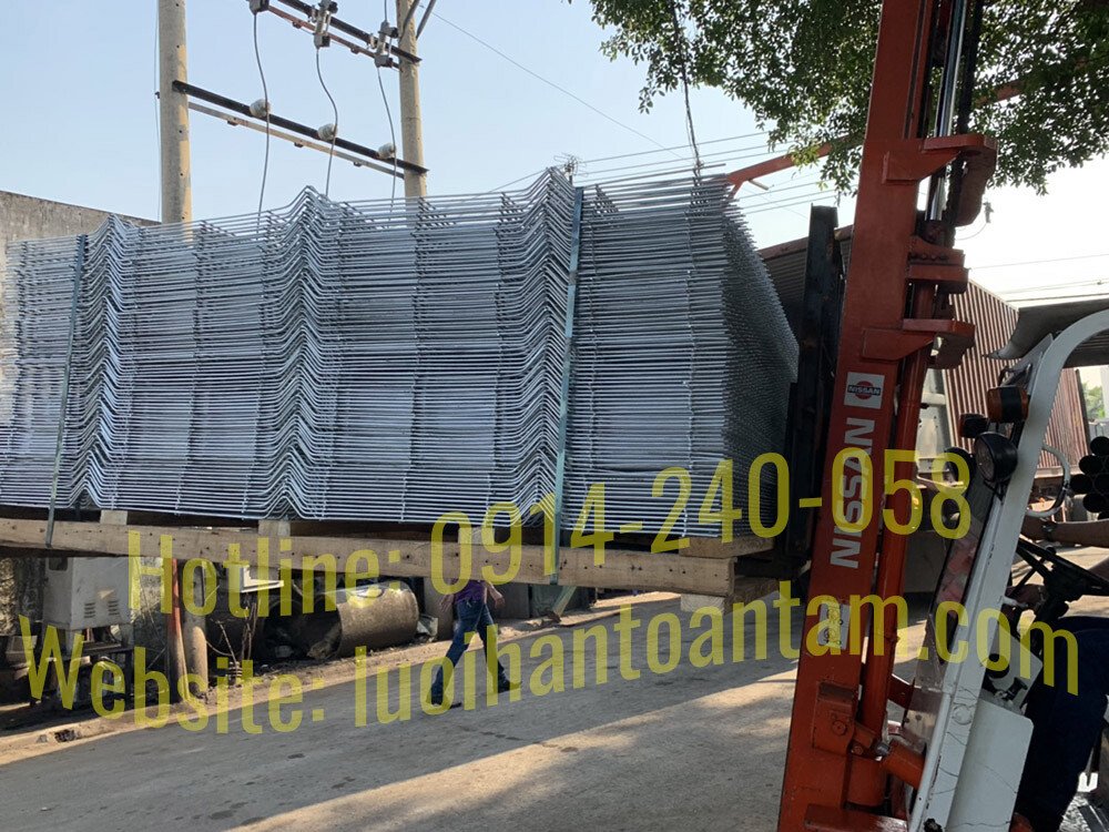 nha-may-toantam-hang-rao-luoi-thep-2