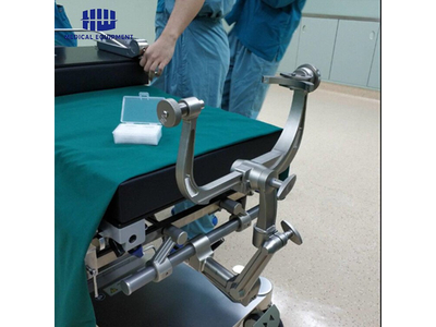 Phụ kiện kẹp sọ đầu cho bàn mổ