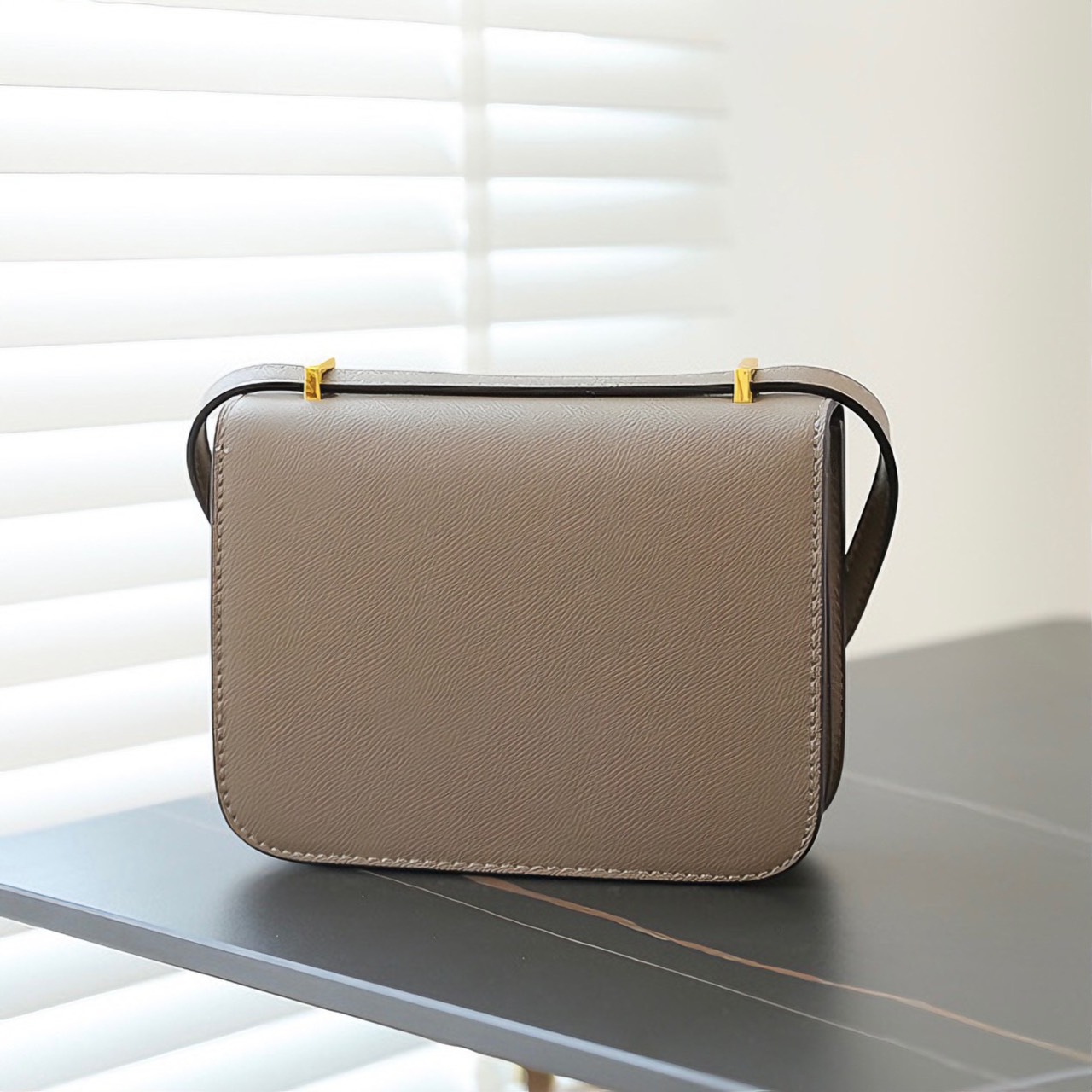 Túi xách / đeo chéo Nữ Hermès Constance 2024 - 20cm