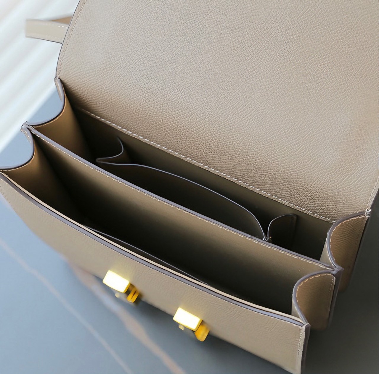 Túi xách / đeo chéo Nữ Hermès Constance 2024 - 20cm