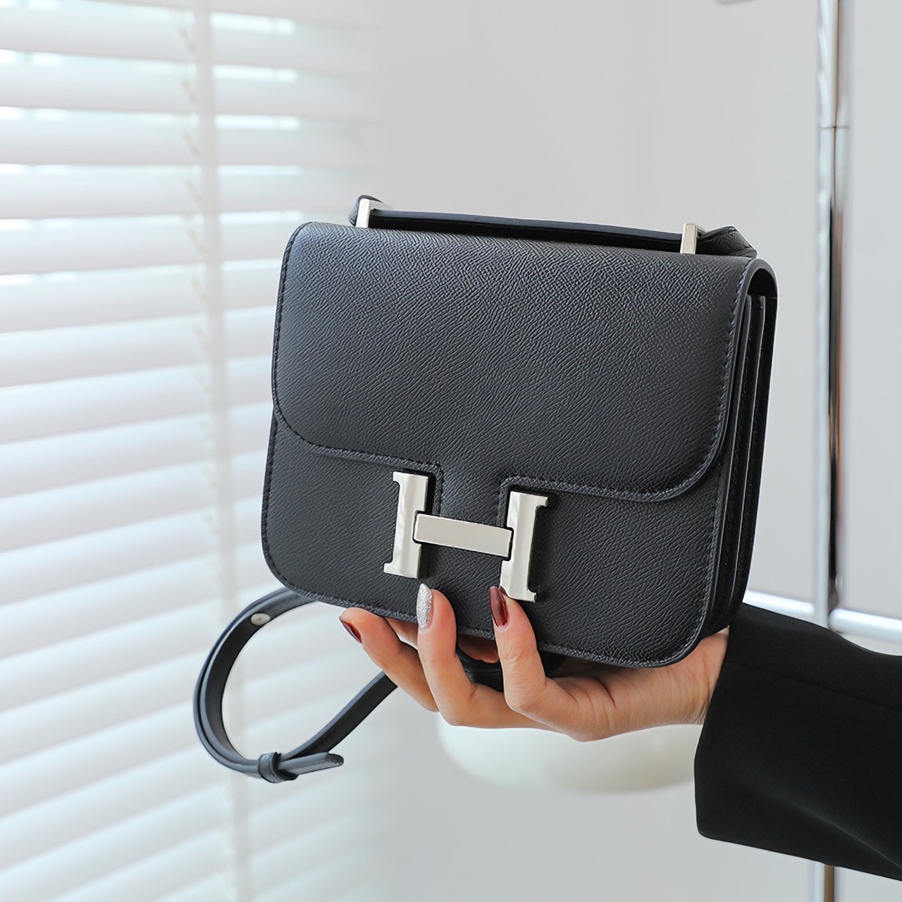 Túi xách / đeo chéo Nữ Hermès Constance 2024 - 20cm