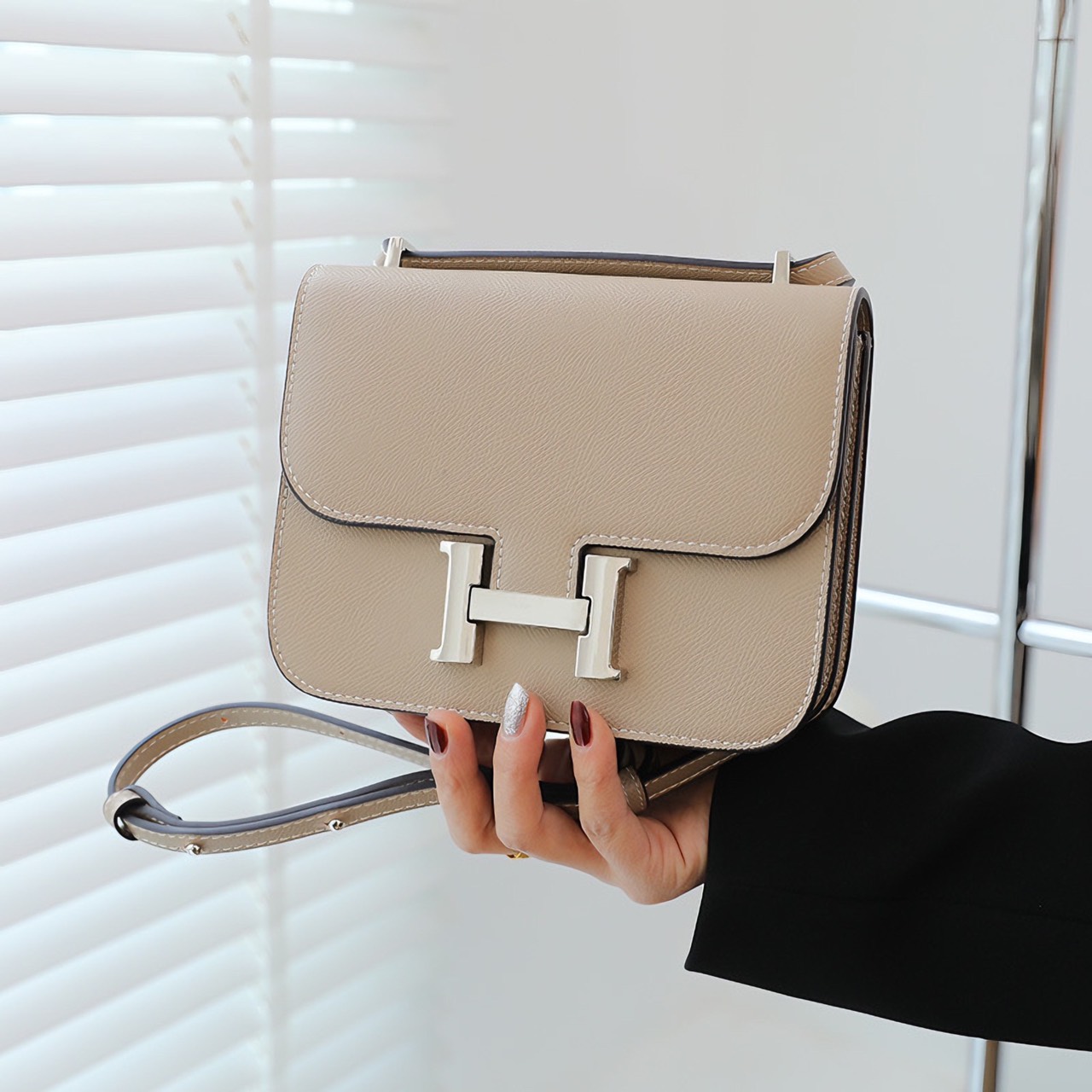 Túi xách / đeo chéo Nữ Hermès Constance 2024 - 20cm