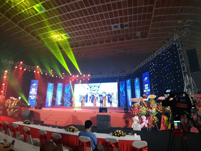 High quality stage Led screen rental for conferences and big events in Can Tho