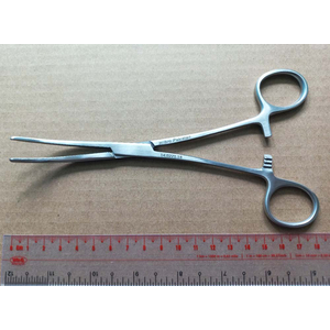 Kẹp phẫu thuật Pean (Rochester) cong 18cm Hilbro 14.0221.18