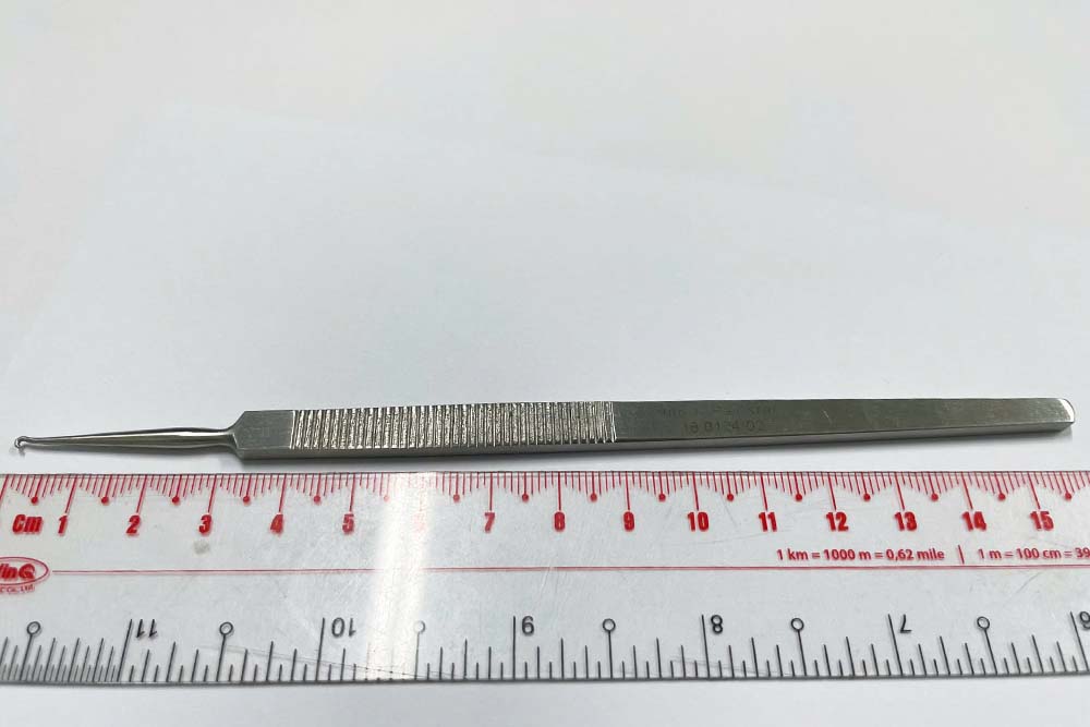 Móc phẫu thuật đơn Graefe tù 16cm Hilbro 18.0124.02