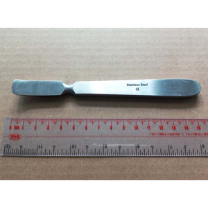 Dụng cụ róc màng xương Farabeuf cong 15cm Hilbro 28.0535.15