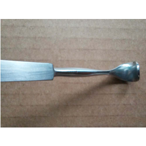 Banh phẫu thuật Desmarres 12mm-13cm Hilbro 42-0130