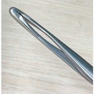Kẹp phẫu thuật LUC 20cm, số 2 (đầu oval vành nhỏ) Hilbro 46.0164.02