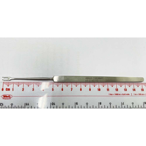 Móc phẫu thuật Freer 2 răng nhỏ, 15cm Hilbro 46.0740.15