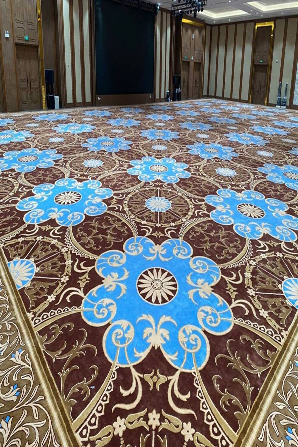 Thảm khánh tiết dệt tay thủ công Hand-tufted sợi acrylic dòng thảm sang trọng dệt theo yêu cầu HT-A010