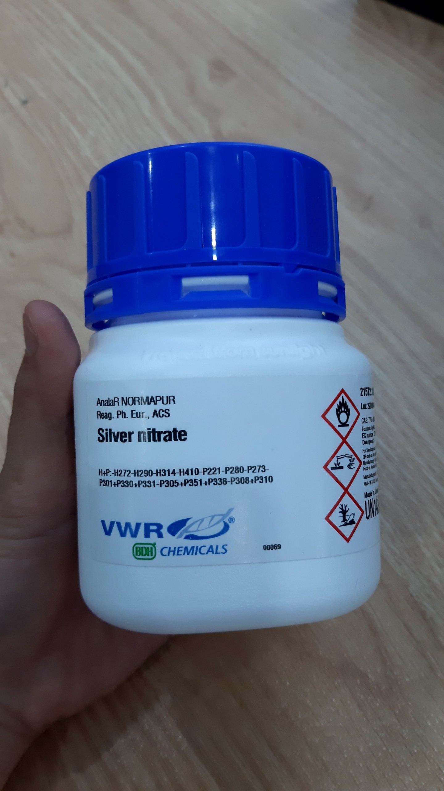 Hóa chất Silver Nitrate PA AgNO3 Code 21572.188 (100g/chai)