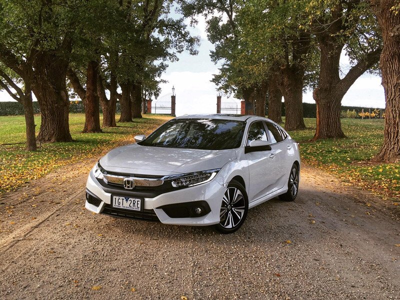 Đánh giá Honda Civic 2016 về giá bán kèm hình ảnh nội ngoại thất   MuasamXecom