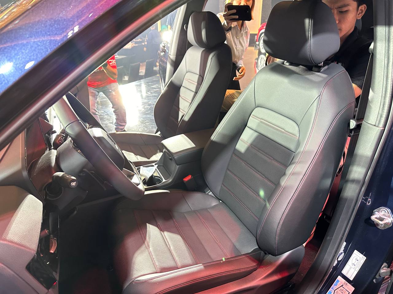 Hàng ghế trước của xe Honda CR-V