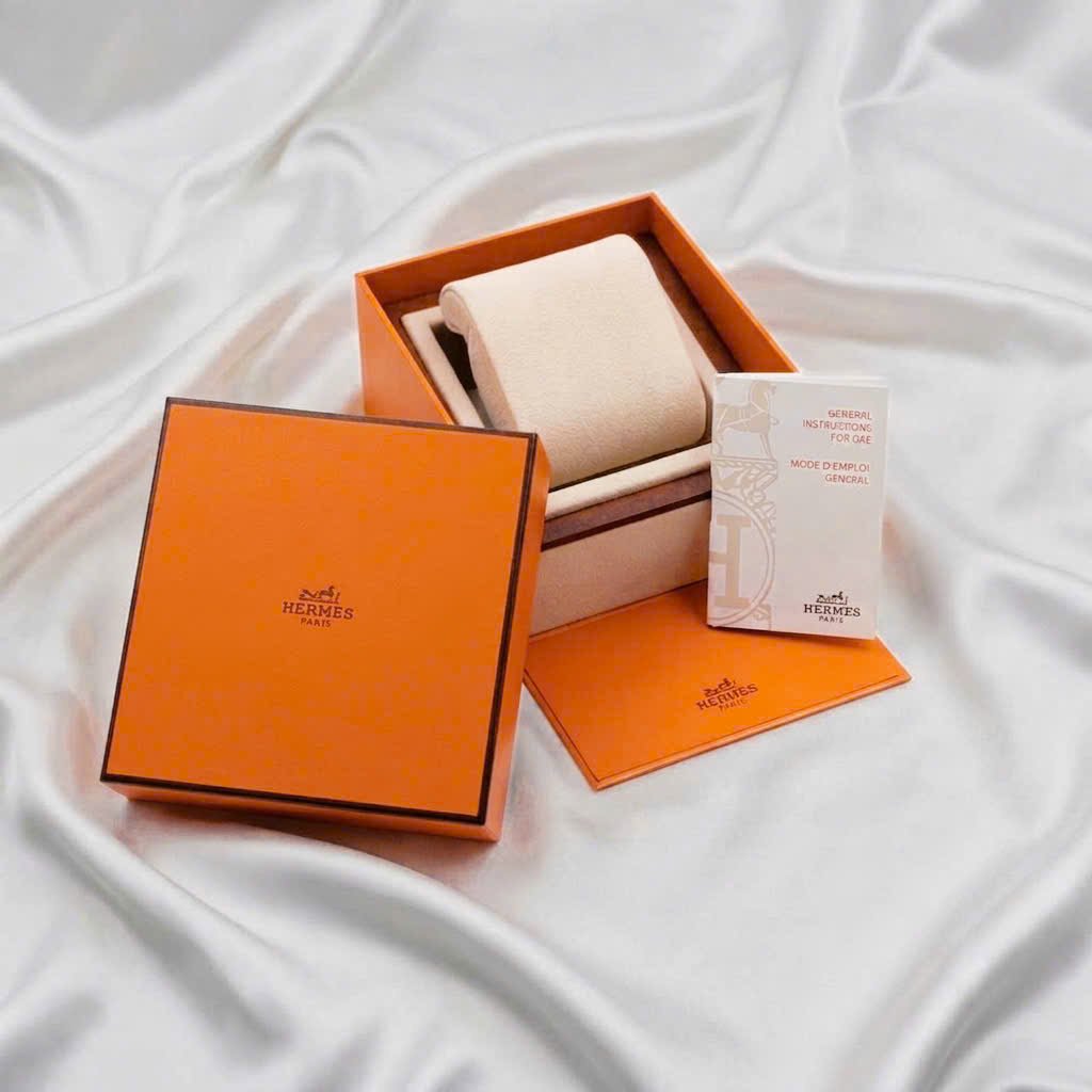 Hộp Đựng Đồng Hồ Hermès – Biểu Tượng Của Đẳng Cấp, Uy Tín Và Sự Bọc Lót Tinh Tế