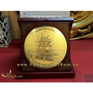 Hộp gỗ đồng biểu tượng Văn Miếu quốc tử giám Hà Nội 15x15cm