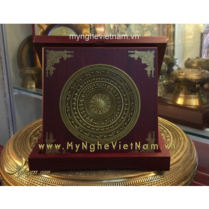 Hộp gỗ đồng mặt trống đồng Việt Nam 15x15cm