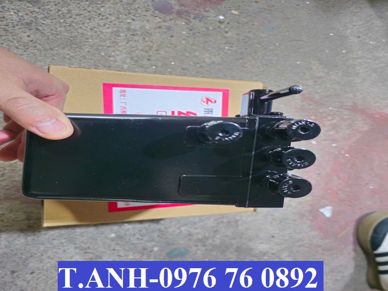 Hộp kích cabin chenglong m3-h5-h7 tại Hà Nội