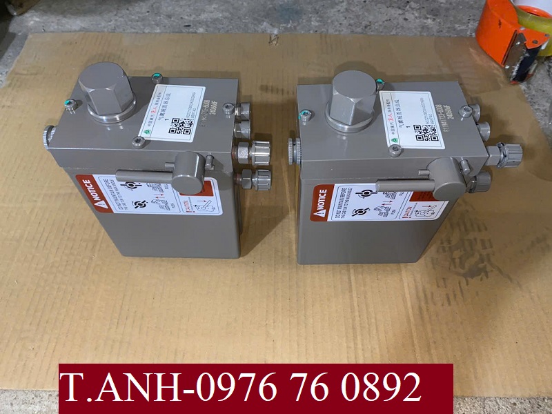 Hộp kích Sitrack 440