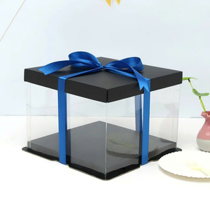 Hộp Nhựa PVC Đế Carton