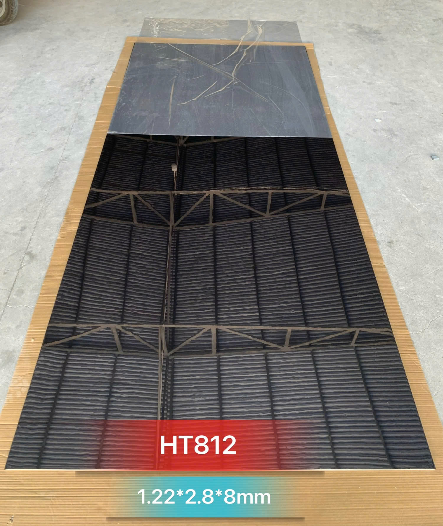 Tấm ốp sợi than tre HT- TRÁNG GƯƠNG 8mm