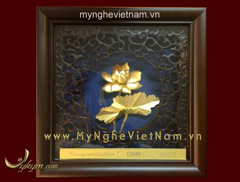 Tranh hoa sen dát vàng quà tặng đối tác 20x20cm