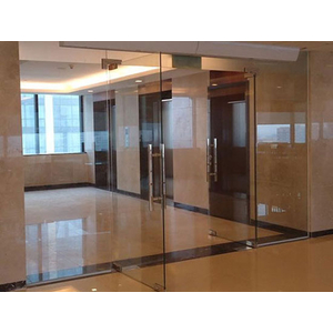 Cửa kính bản lề sàn