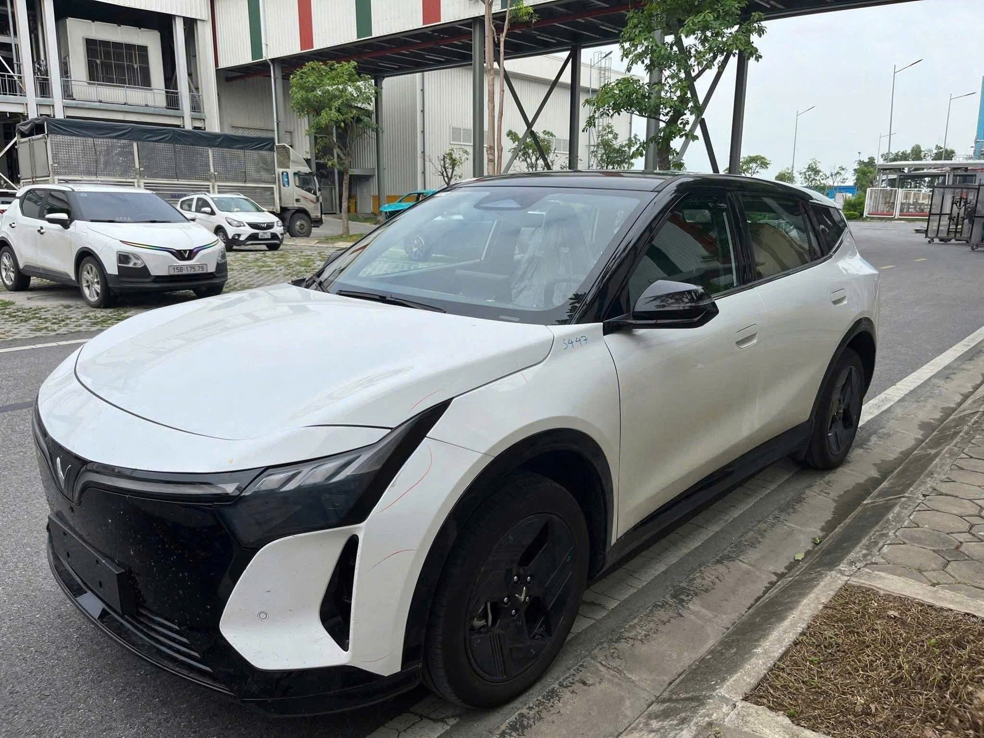 Vinfast VF8 ( ALL NEW 2026 )