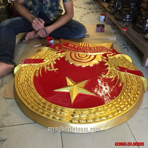 Quốc huy bằng nhựa composite dát vàng đk 80cm