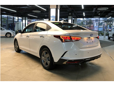 Hyundai Accent 1.4 MT 2023
