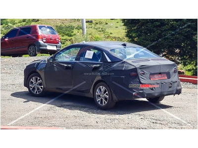 Hyundai Accent 2026 Facelift: Thiết Kế Tinh Chỉnh, Màn Hình Lớn Hơn, Ghế Sau Thông Gió Và Nhiều Cập Nhật Đáng Chú Ý