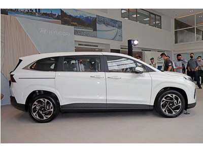 Hyundai Custin 1.5 Turbo Đặc Biệt 2025