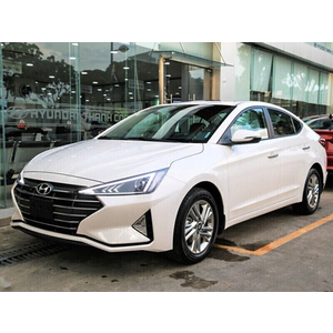 Hyundai Elantra 1.6 MT