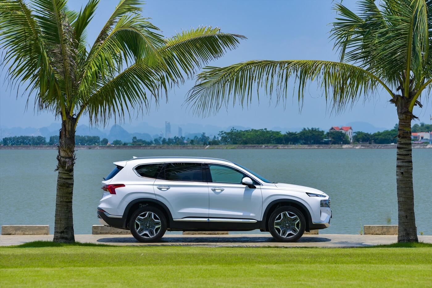Hyundai Santa Fe 2.2 Dầu - Hình 5