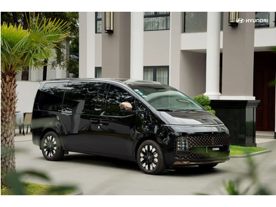 Hyundai Staria 9 Chỗ 2026: Giá xe lăn bánh, Trả góp & Khuyến mãi mới nhất